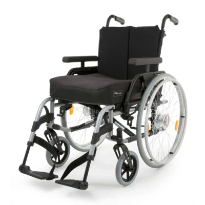 Mechanické invalidní vozíky Nový invalidní vozík Breezy foto