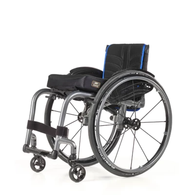 Mechanické invalidní vozíky Quickie Xenon² foto