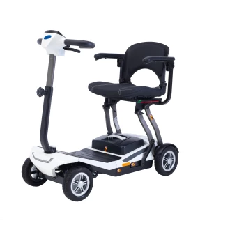 Elektrický skútr pro seniory Invacare Scorpius A foto