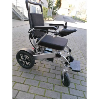 Invalidní vozík Selvo i4500 foto